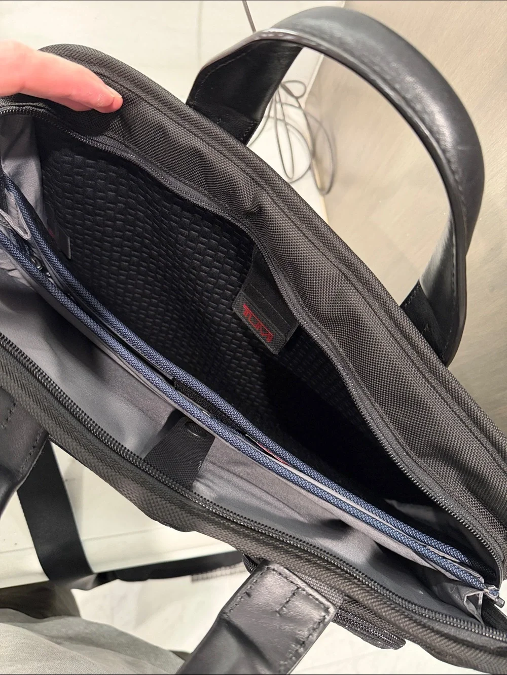 TUMI Alpha 2 T-Pass Screen Slim Black Laptop Briefcase - Model: 26516D2